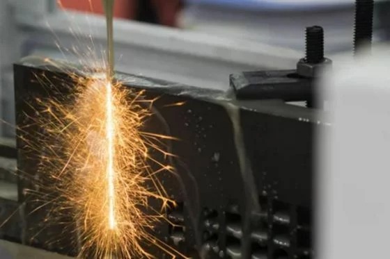 線切割加工如何工作?